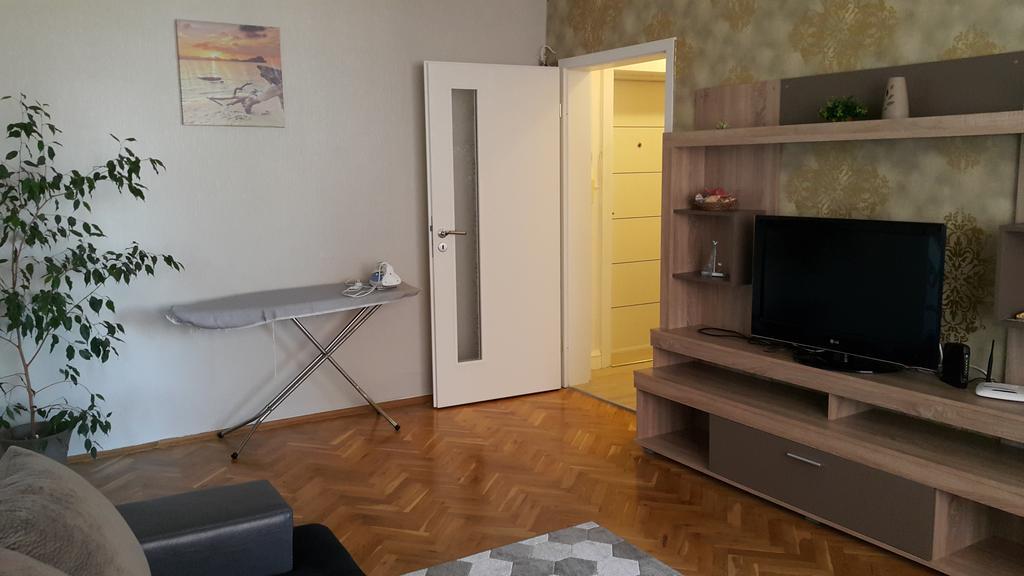 Apartment Plamen Delux Μπουργκάς Εξωτερικό φωτογραφία