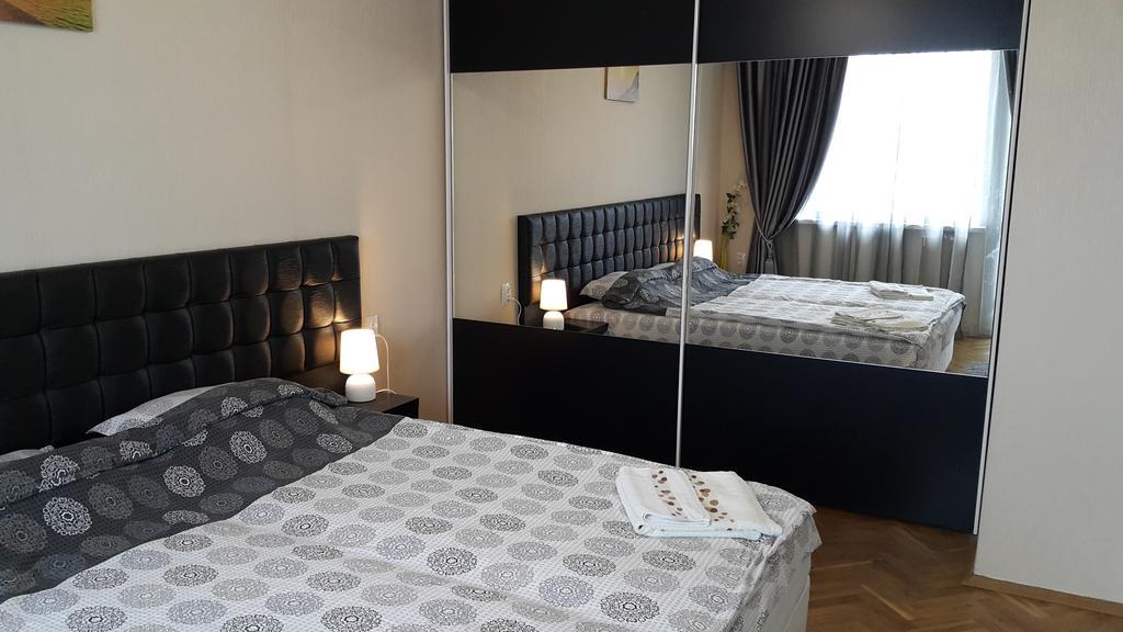 Apartment Plamen Delux Μπουργκάς Εξωτερικό φωτογραφία